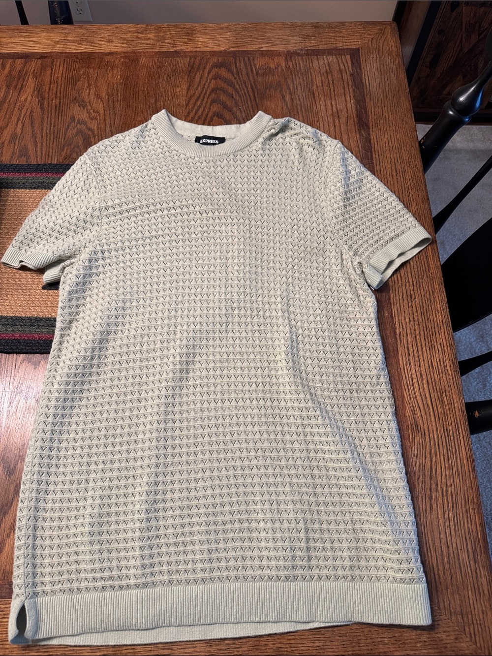 Express Short-Sleeve Knit Tee in Sage Green